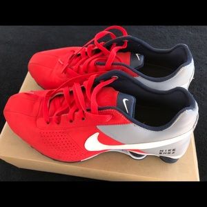 Nike Shox  size 10